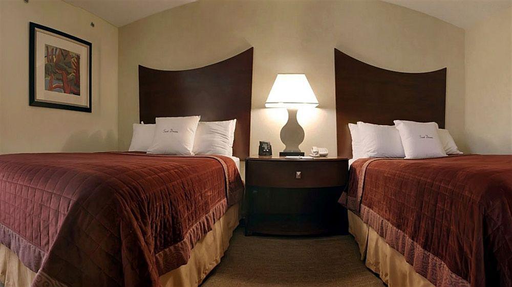Doubletree By Hilton Johnson City Eksteriør billede