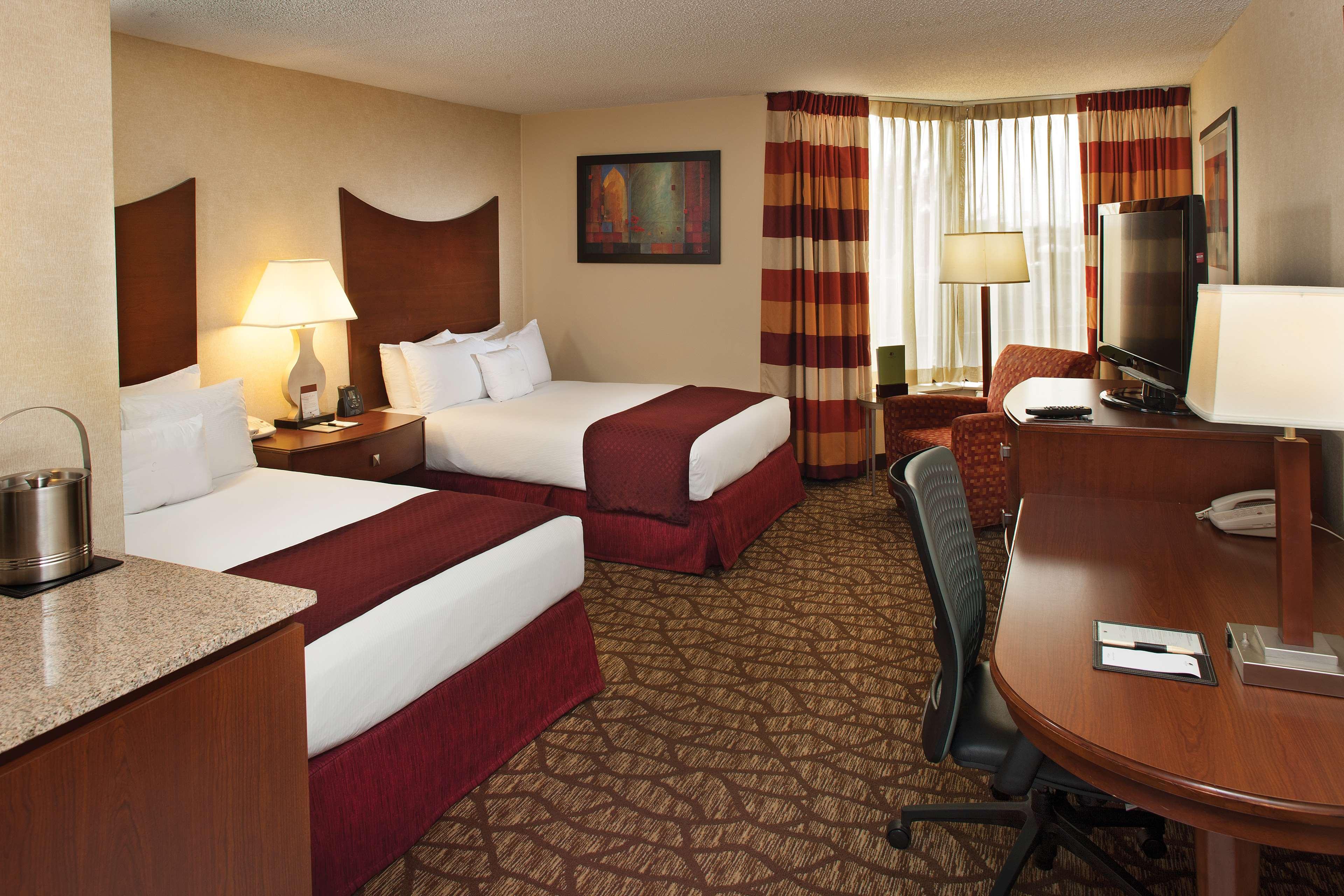 Doubletree By Hilton Johnson City Eksteriør billede