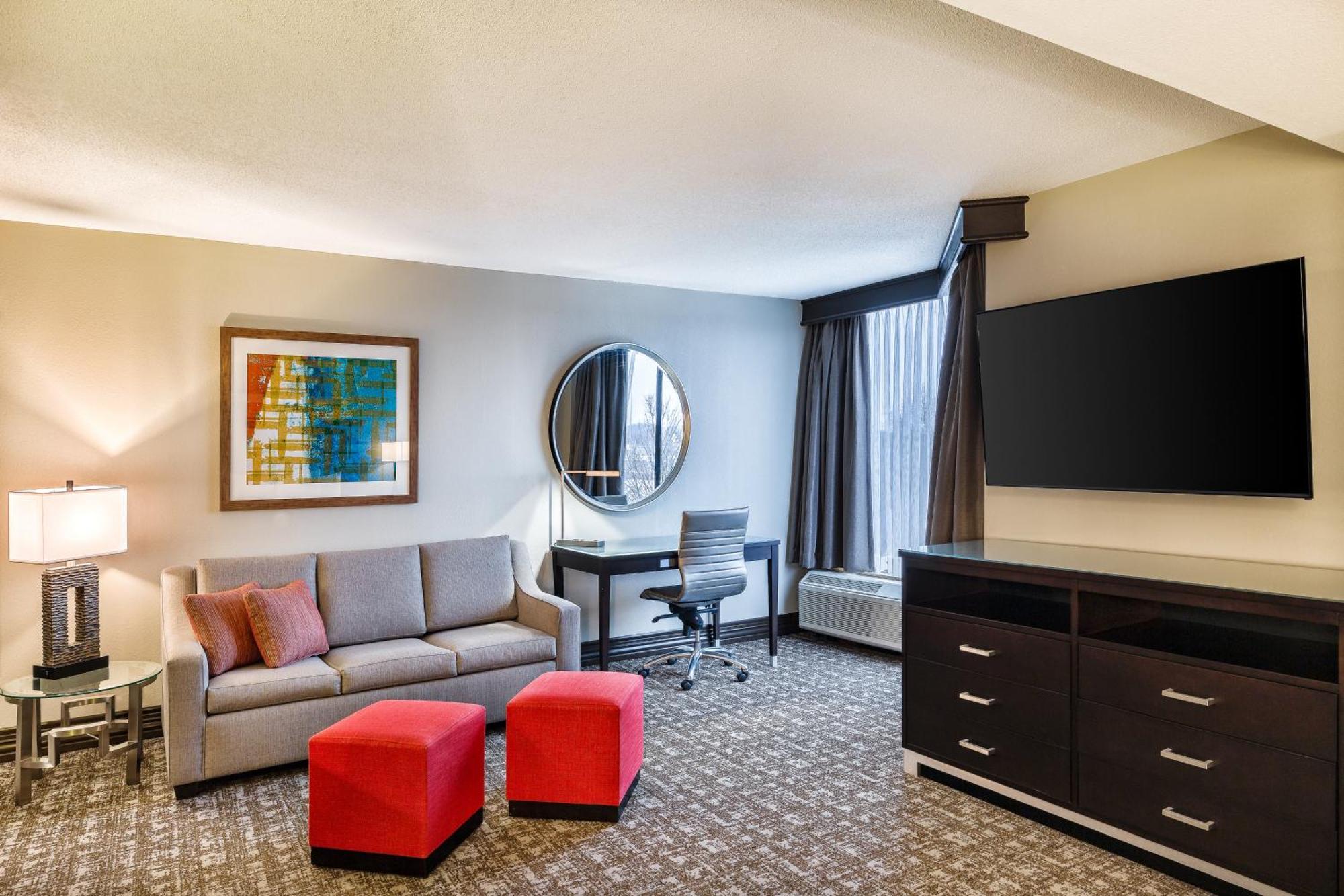 Doubletree By Hilton Johnson City Eksteriør billede