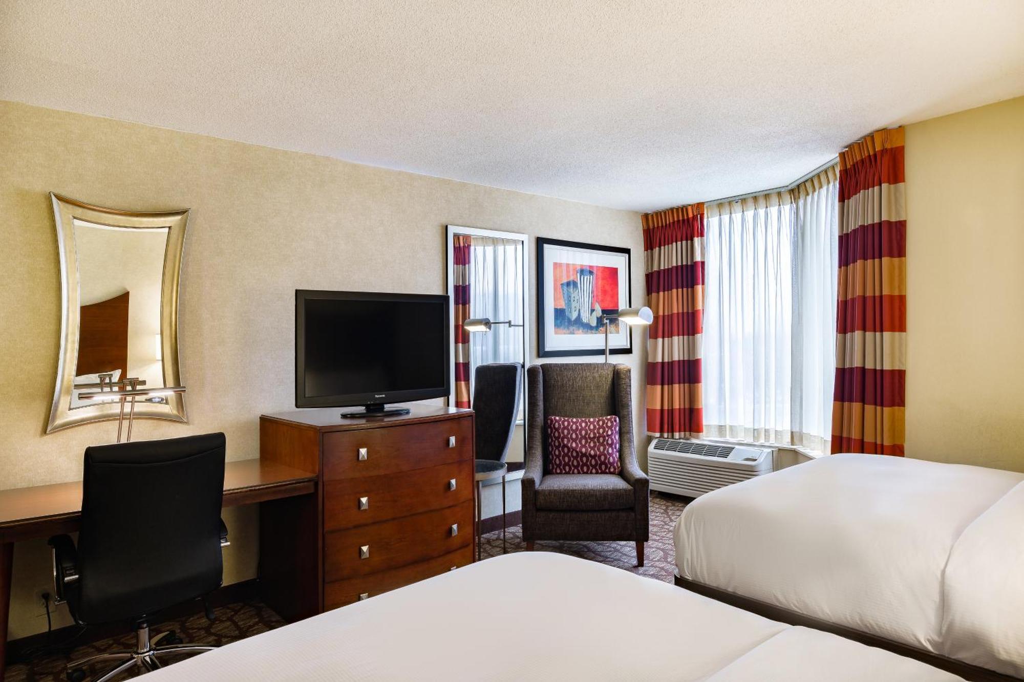 Doubletree By Hilton Johnson City Eksteriør billede