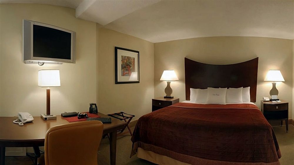 Doubletree By Hilton Johnson City Eksteriør billede